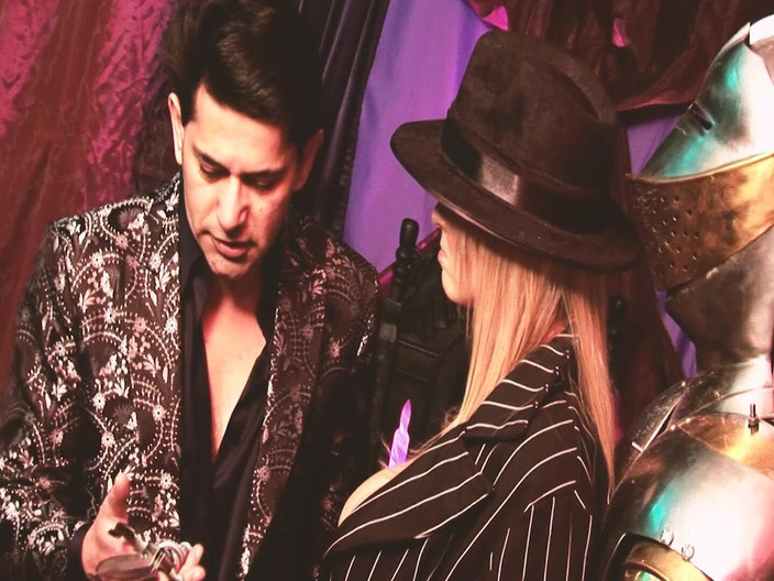 SEXUAL SIN: 시크한 쓰리섬 장면 2: 우아한 쓰리섬에서 섹스하고 사정하는 금발과 갈색 머리 밀프