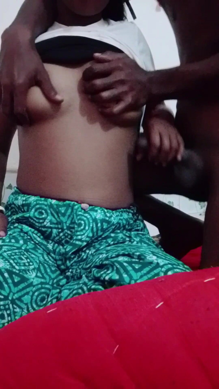 Amrit: Une femme desi infidèle se fait baiser par un inconnu...