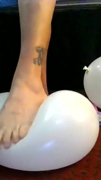 White Flip Flops Pop Baloane albe