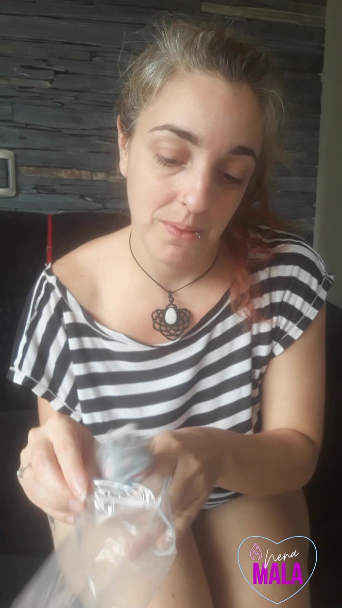 tunoviaputita: アルゼンチンのブロンド。コルドベサは彼女の使い古された汚れた皮ひもをパレードします