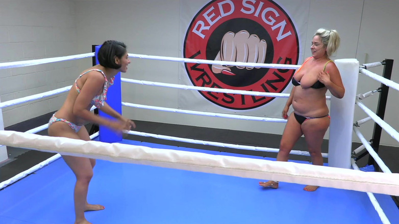 Red sign wrestling: Sahara Knite V Bonnie Blacked