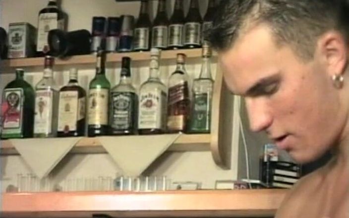 Gay 90's Vintage Porn: Mężczyźni odkrywają głębokie pragnienia # 4