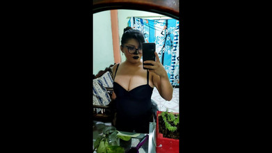 Martin13: Super sexy tetona natural se pone su disfraz de drácula...