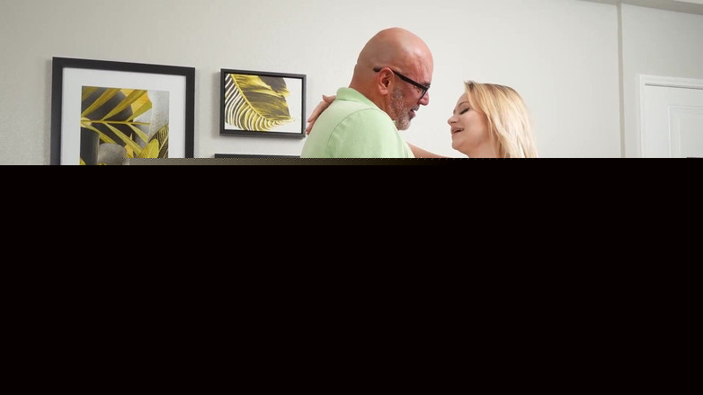 Nookies: La teen teen traditrice segreta del marito rischio di pompino