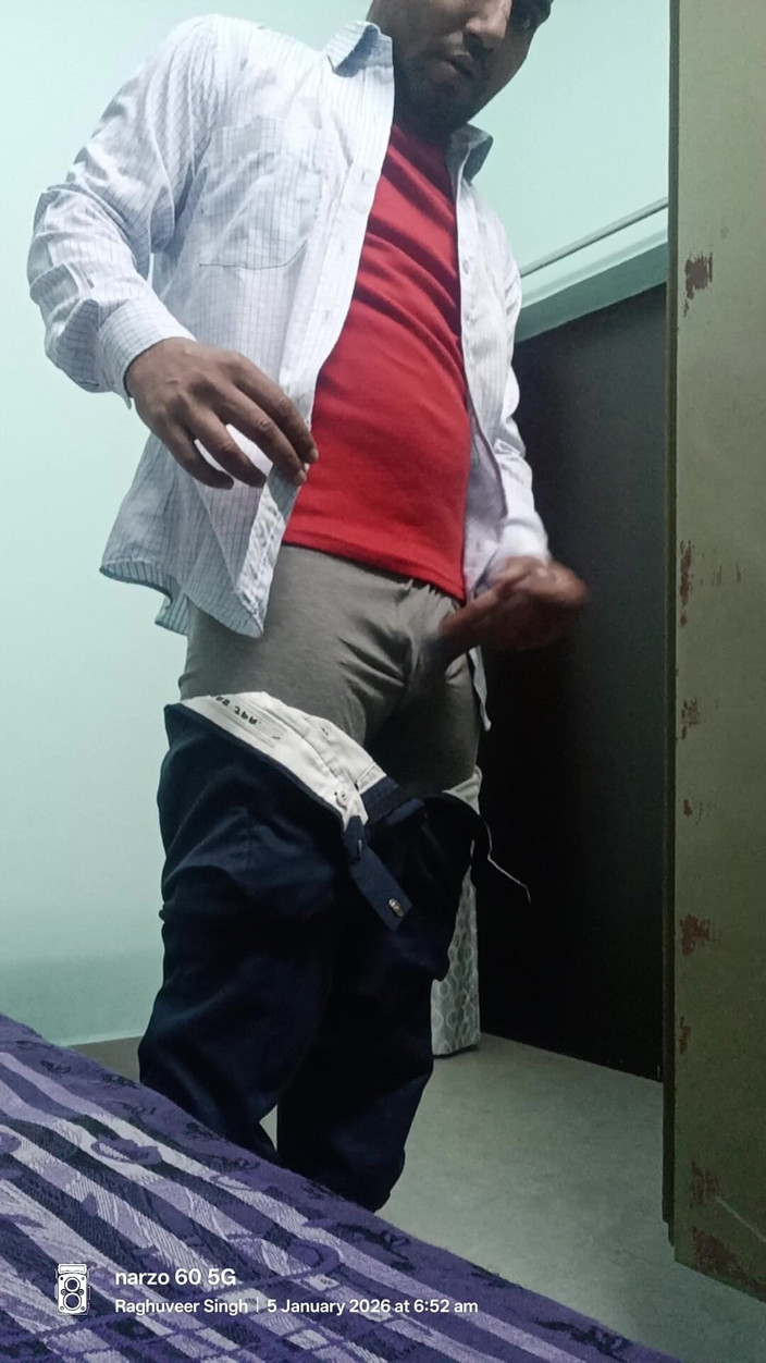 Rajasthani-old-lover: Indický desi muž si užívá s nevlastním otcem a policistou...