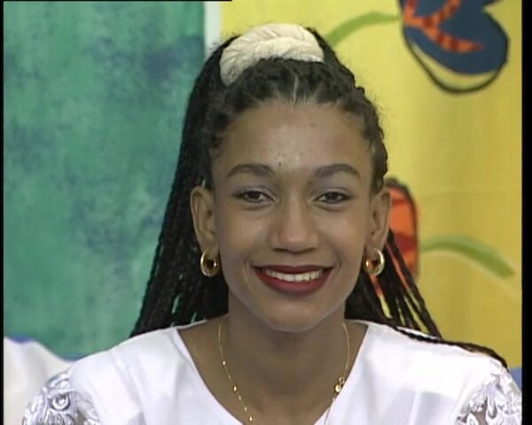 YOUR FIRST PORN: Caribbean Clarissa Gibt Beiden Loechern Eine Chance - Caribbean Clarissa dá...