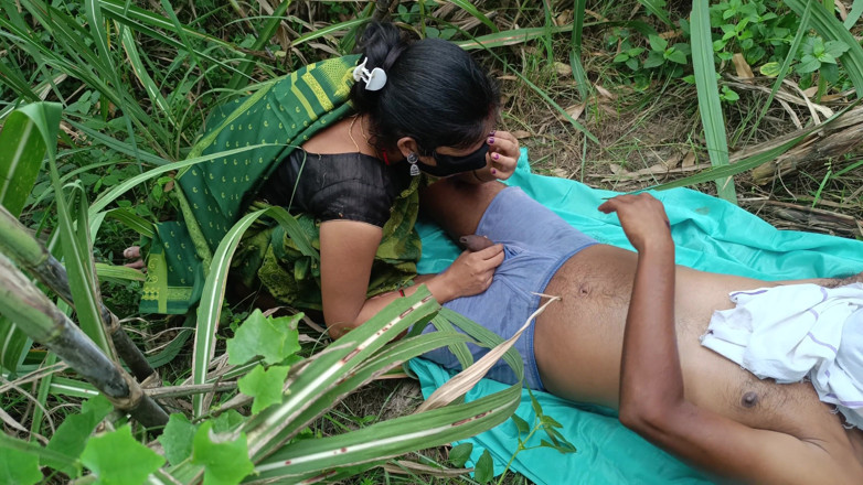 Asha Devi: Desi Indian Bhabhi fucked in jungle