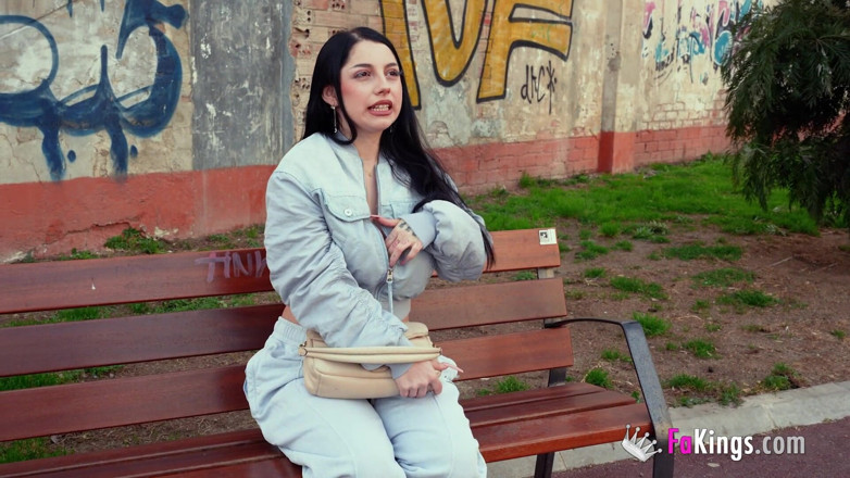 FAKings: Bun venit Roma Amor la porno cu un futai dur!