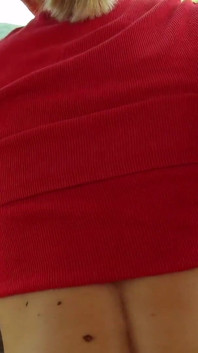 koolhe shorts milf(chodne laayak mammi) ke saath dopahar ki garmi men phataaphat aautdor seks