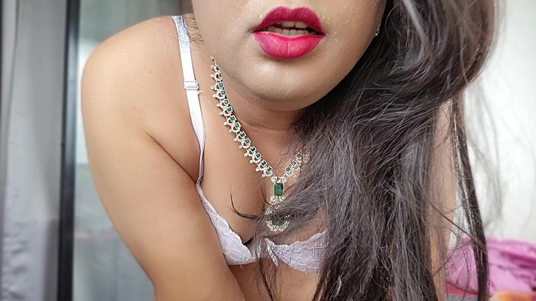 Indiansissychubby: 새로운 영상이 곧 출시될 예정