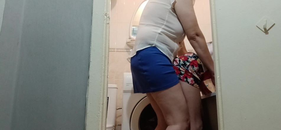 Lesbian-candys: 我和他的女同性恋继妹给我老公戴绿帽