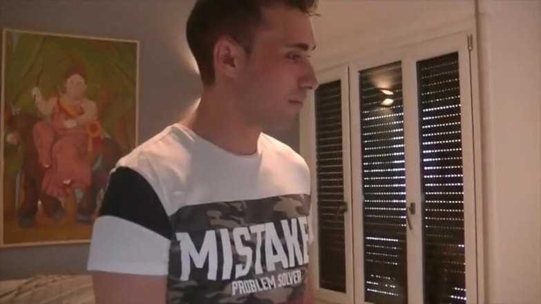 Gaybareback: Straight guy suck dick of twink in Madrid