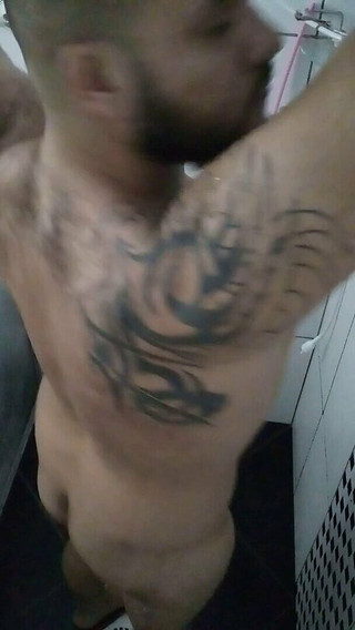 Lawer fuck oldje: Badezimmer und Arbeit