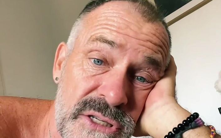 Daddybearvlc: Duminică fericită!!