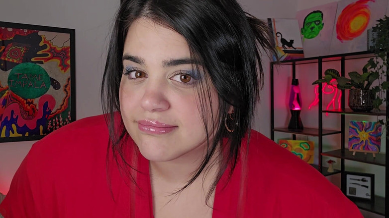 LuciaLatinaGomez: सुडौल लैटिना चिढ़ाने और इनकार के साथ दौड़ने की कोशिश करती है