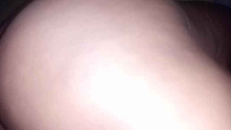DFLOW69: 2 orgasmer när jag rider och maler hans kuk och...