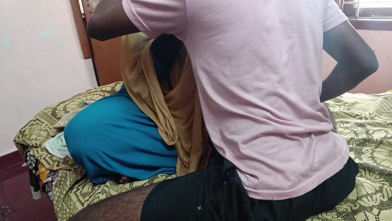 Reshmahotever: Tamilská dívka žhavé řeči