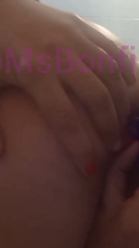 Stimulating My Ass with the Vibrating Plug