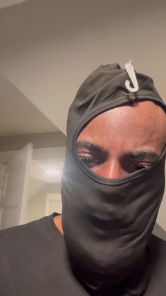 Thekookiejar: La solitaire Cherri Rockex se tape l’homme masqué le jour...