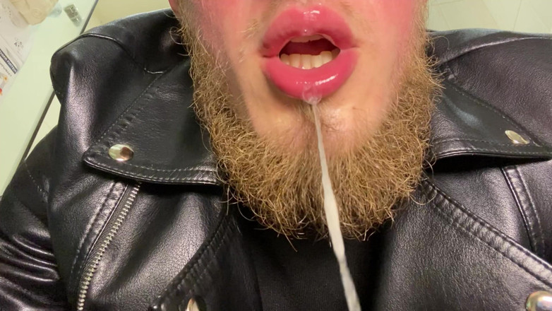 Hunky time: Leather Daddy