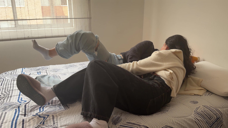 scarlettandc: Ci Strofiniamo L'uno Sopra L'altro