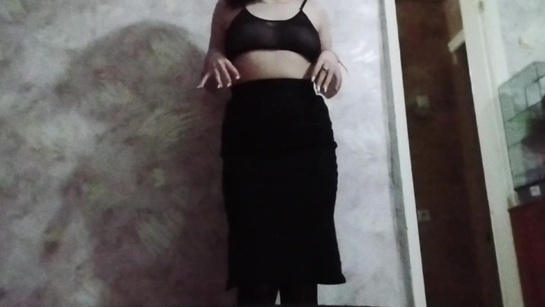Miss_Kaprizzz19: Ich bin vom college gekommen, ich ziehe mich für dich...