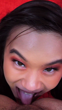 Asian Beauties Mengambil Pancutan Mani