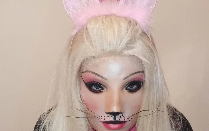 Erica Doll: Mainan awek catgirl