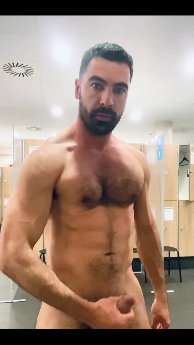 After Training (Saul massage) After Training (Saul massage)