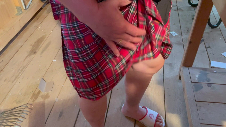 Intim Inspektor: Il cazzo scozzese mi scopa la fica