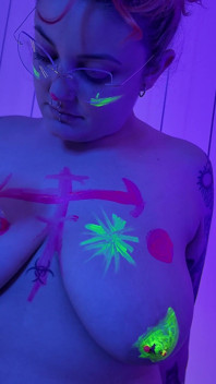 4k striptiz twerk avatar ışık efekti rgb vücut boyama