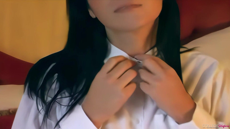 College Uniform: Strip złośliwiec z udziałem Kerii Jones