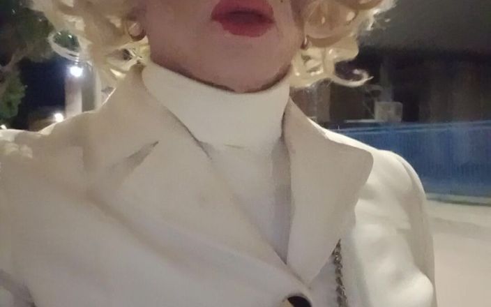 Tatiana Zorrita: 一人で外に出る