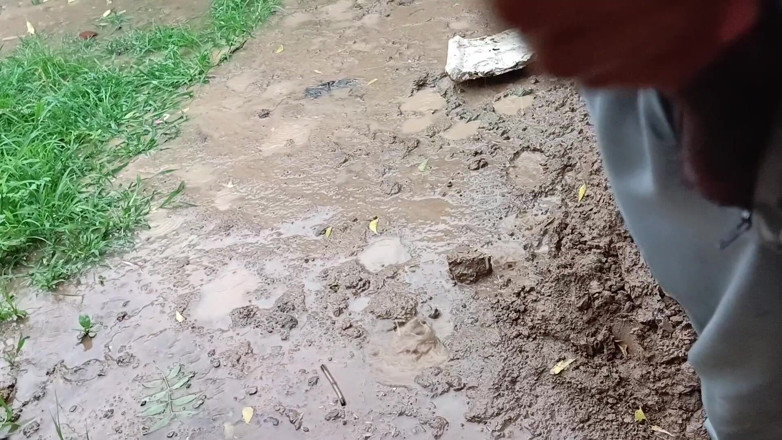 Brijesh 270: Sledování, co můj nevlastní syn dělá sám v koupelně