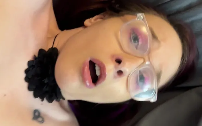 EmoDream1998: 警告：当我操我的继女屁股时，男性混蛋可见
