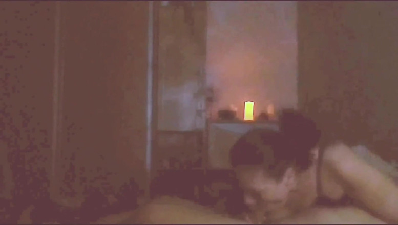 KissMoon: Een lekkere kus van een gepassioneerde dame ...