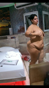 Linda Novinha BBW