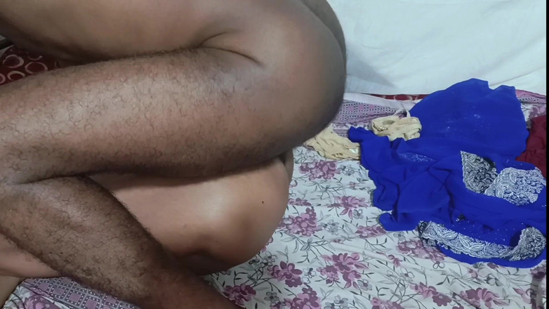 Rojjyny: Vidéo de sexe desi indienne romantique en sari