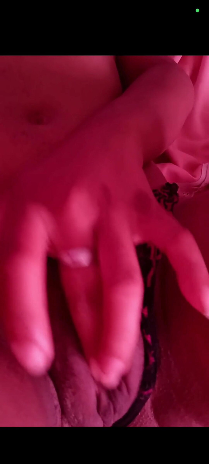 Jacke24: Naughty Brunette Masturbating at Home