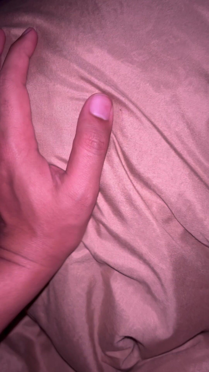 Sexy Zoya: Massagetherapie op mijn babyrug. Haar rug is te goed als...