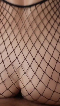 Fodendo a morena gostosa Nicole Aria com a ajuda da minha esposa