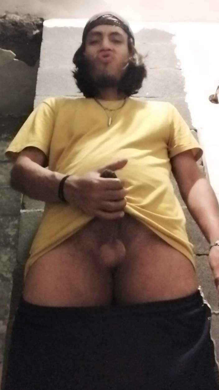 AlexAlejandro13: Dziewczyna z dużym penisem