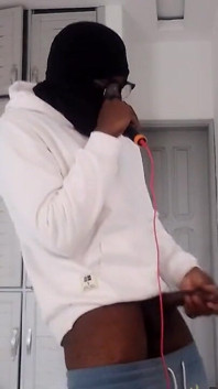 I Masturbate While I'm Singing