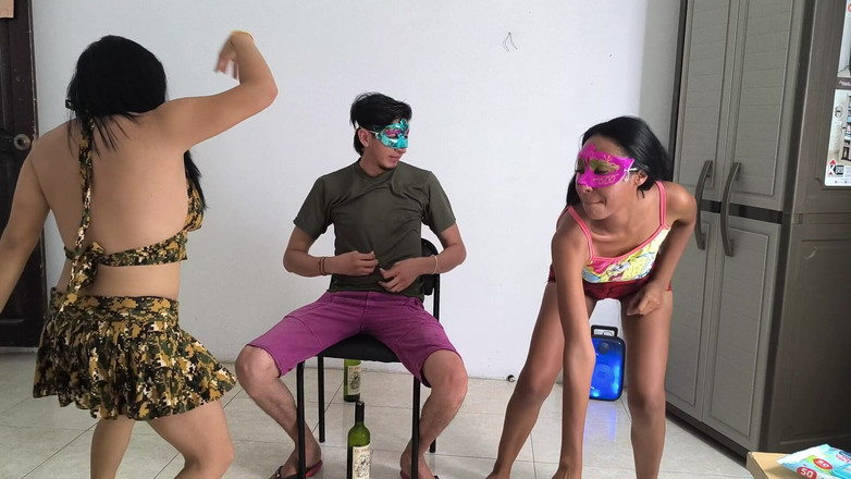 NEGRITA SEXY: Zvýšená sexuální chuť na chuť díky mým dvěma nevlastním sesterkám,...