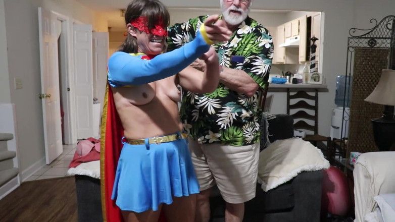 Azure Sky Films: TMS-30) Milf amateur se desnuda, modelos batgirl supergirl disfraces de...