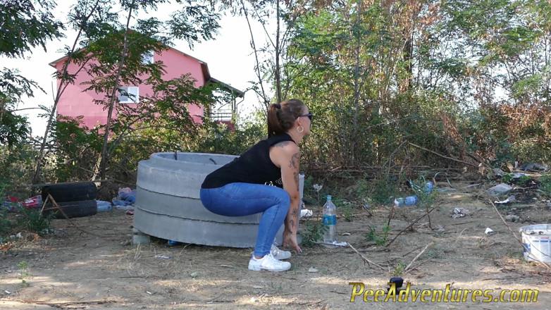Pee Adventures: Exercitar ao ar livre de manhã me fez esvaziar minha...