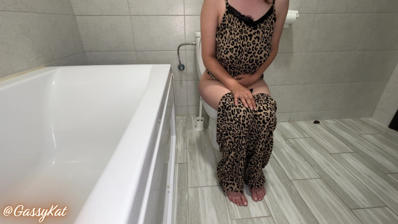 GassyKat: The Daily Toilet Episode 24