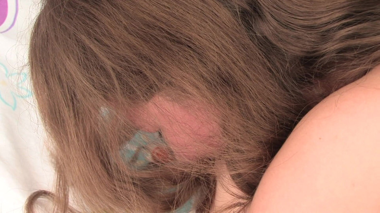 Try Teens: Carrie vient d'avoir 18 ans la semaine dernière, la chatte veut...