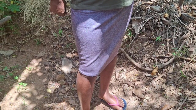 Teena New: Old Aunty Outdoor Show Hottest Viral Video