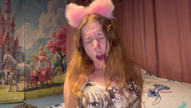 Lily, Goddess of Desire: Ahegao, chica de anime mona con orejas y collar, tiene...